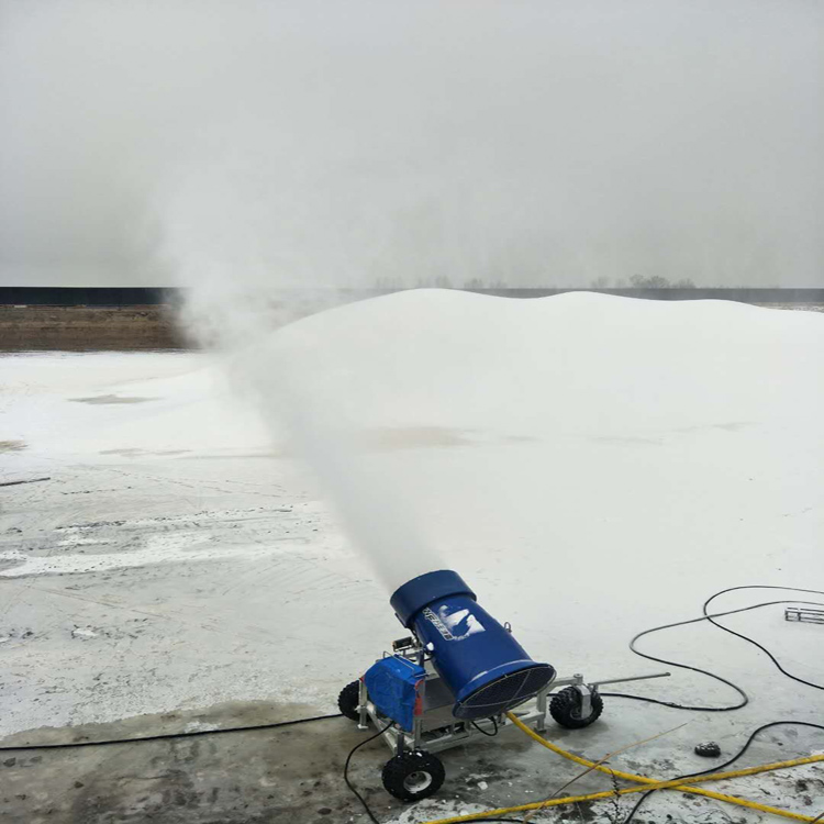 造雪機(jī) 造雪機(jī)